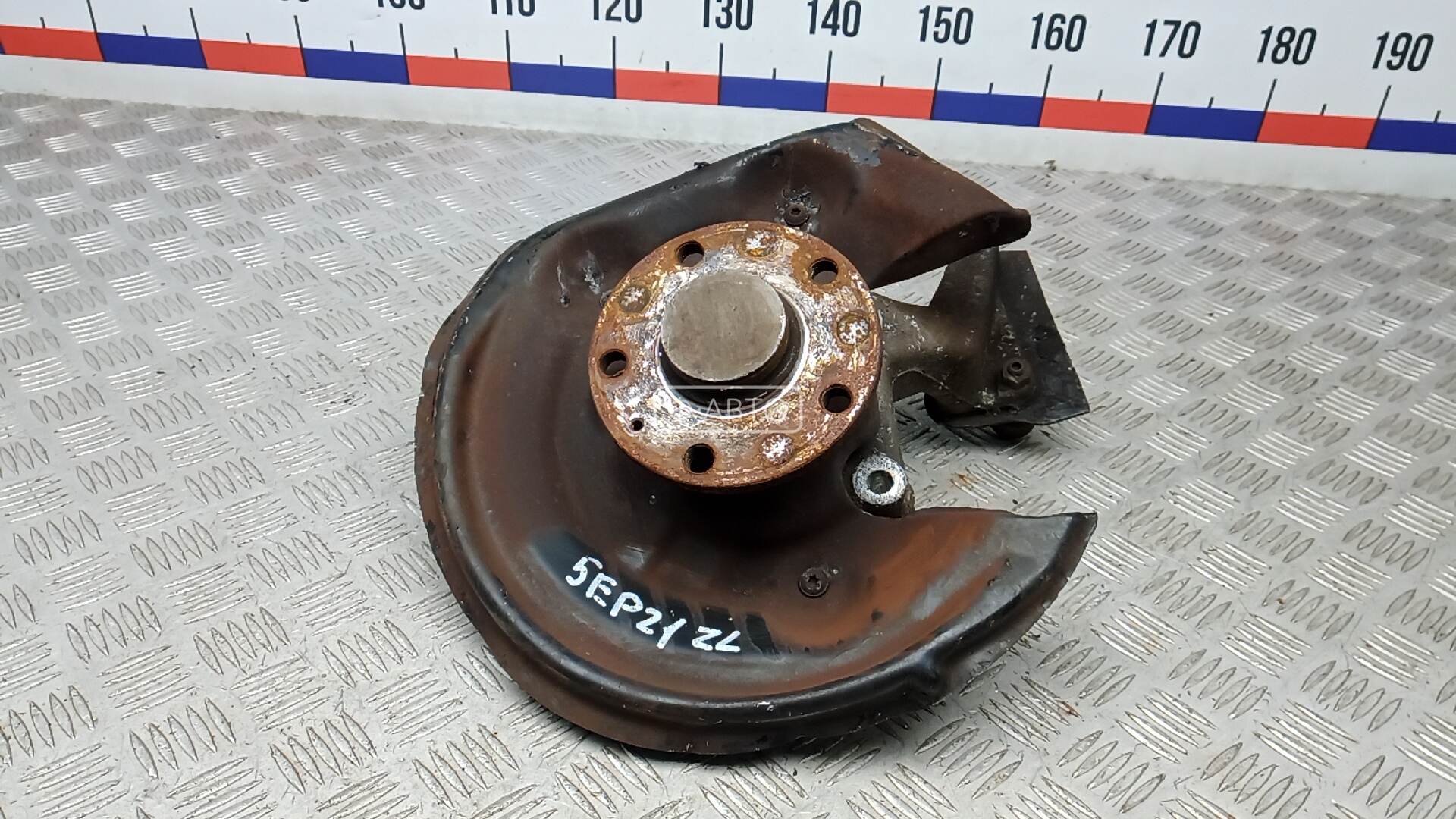 Ступица задняя левая