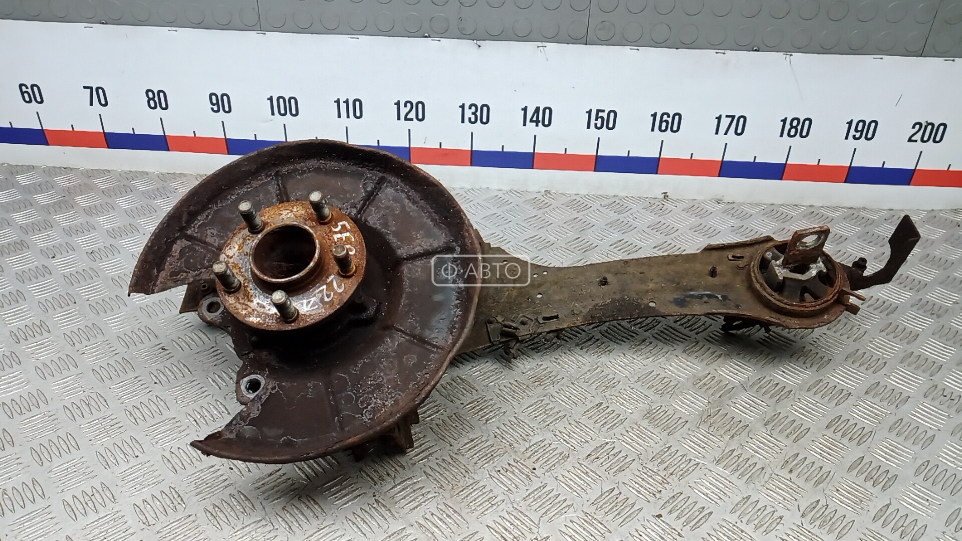 Ступица задняя левая