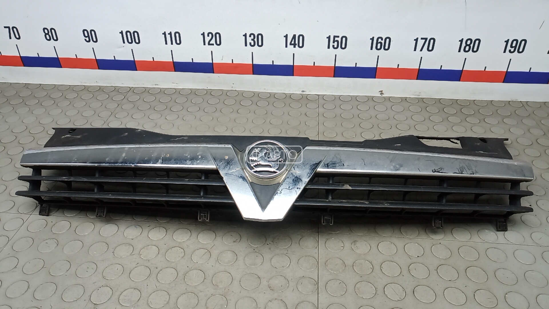 Решетка радиатора