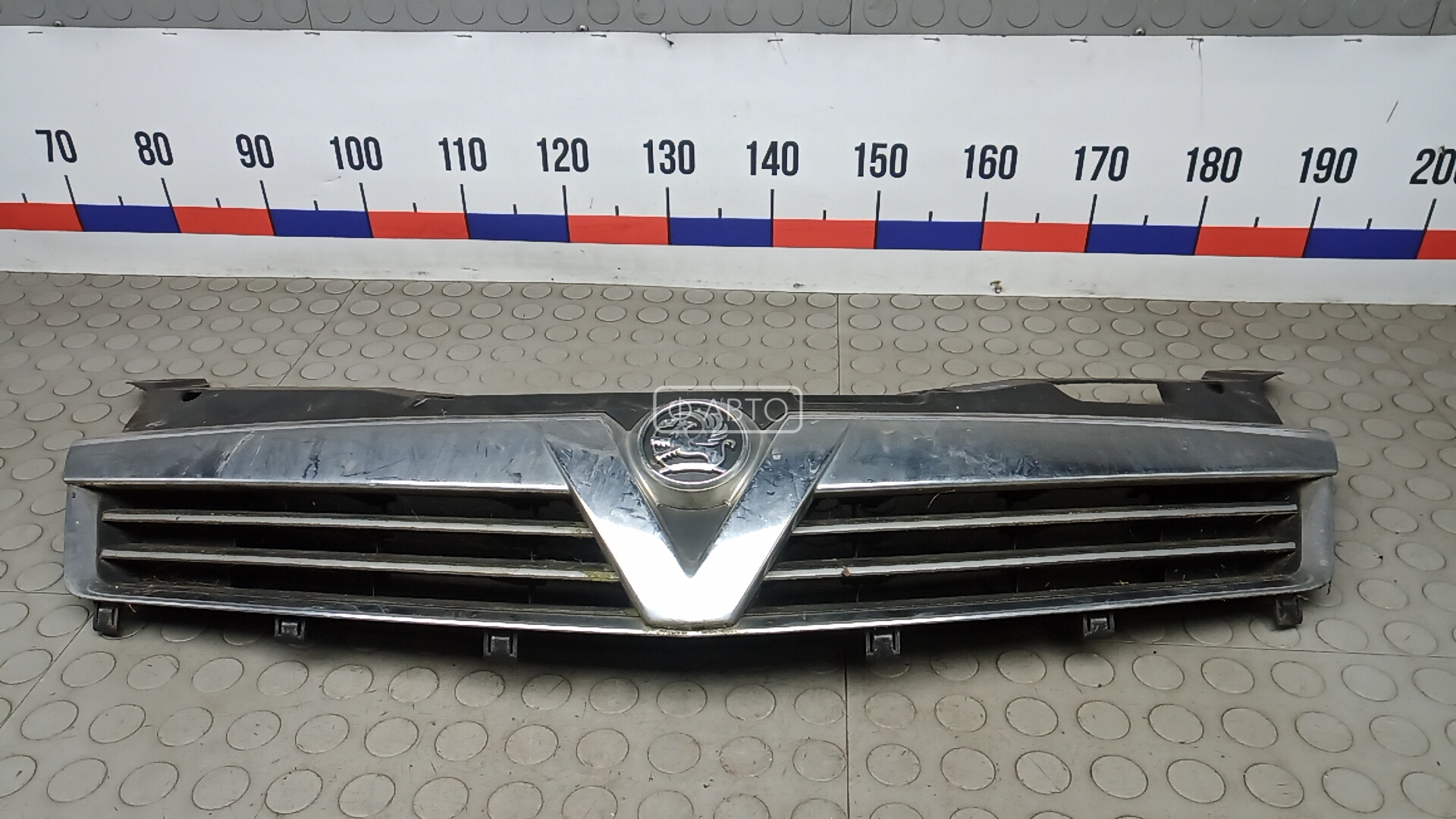 Решетка радиатора