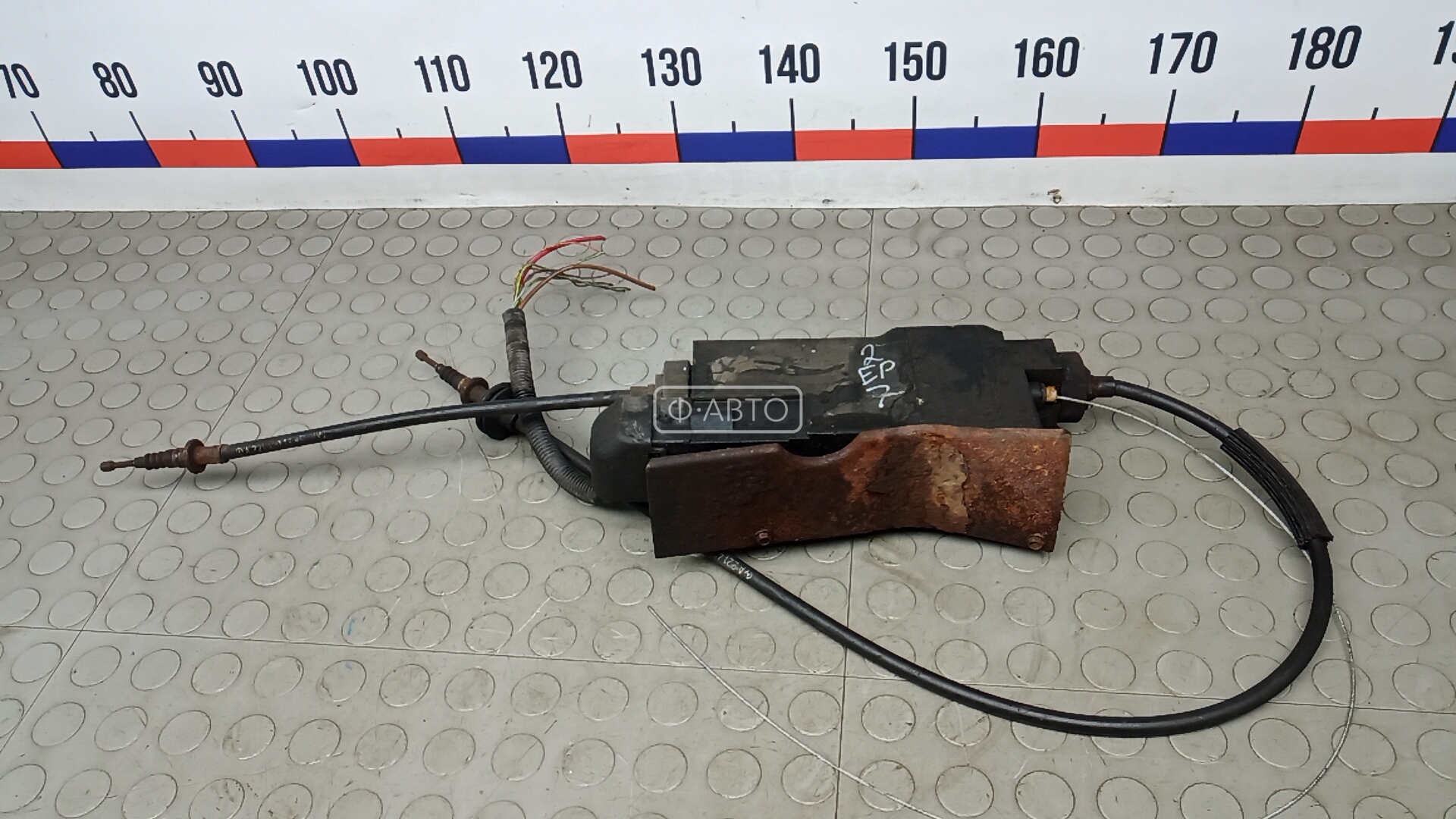 Стояночный тормоз электронный