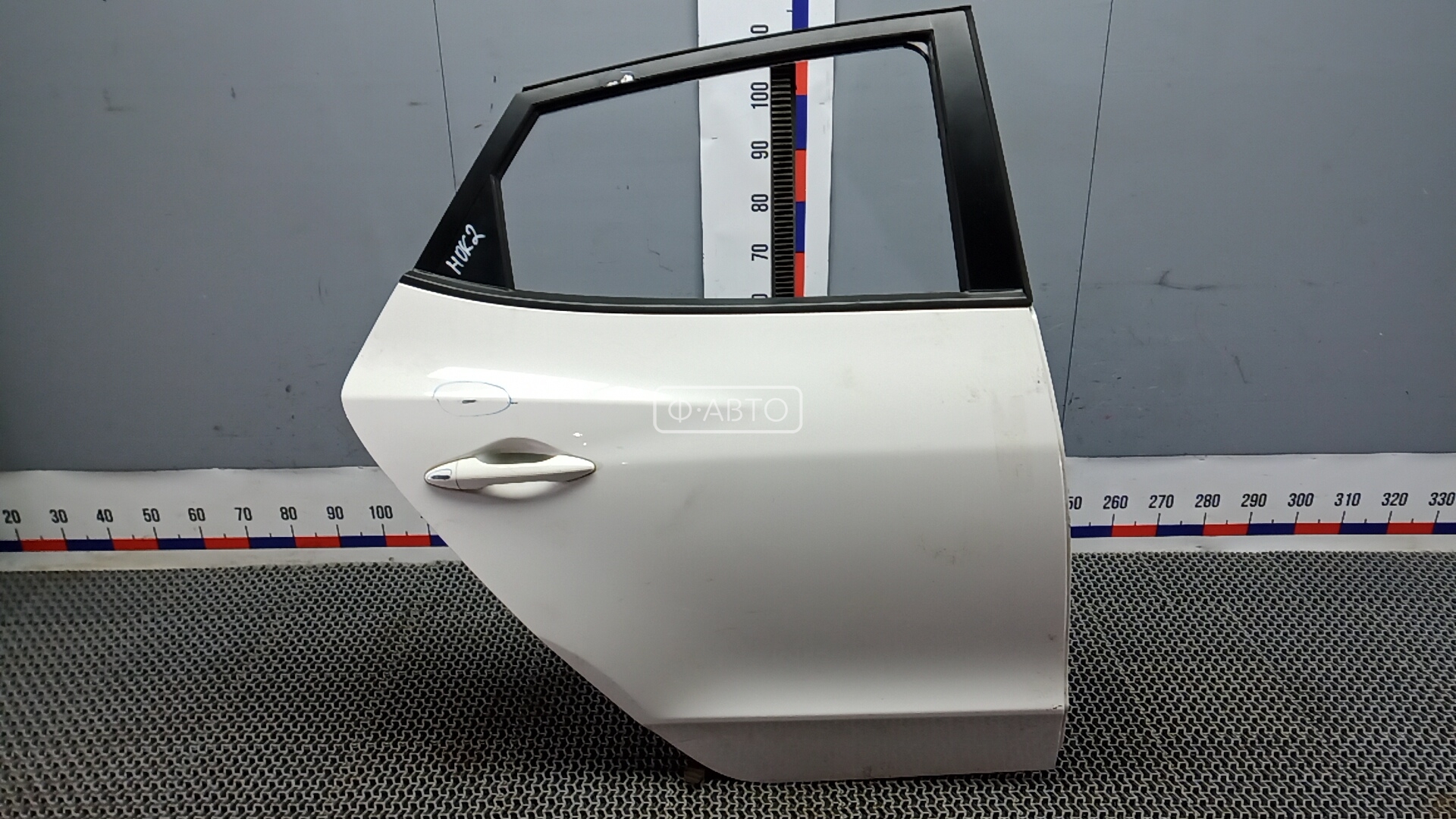 Дверь задняя правая