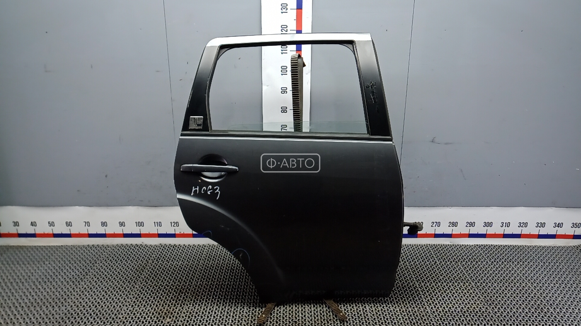 Дверь задняя правая