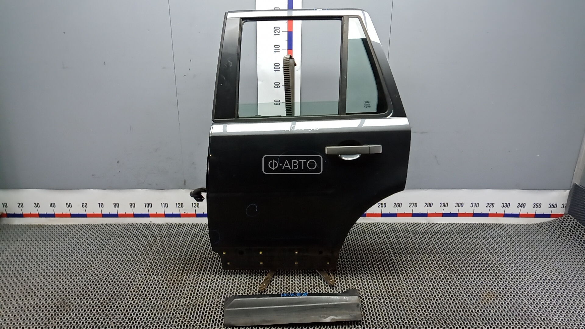 Дверь задняя левая