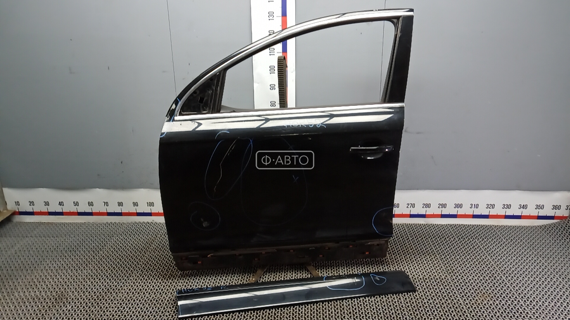 Дверь передняя левая