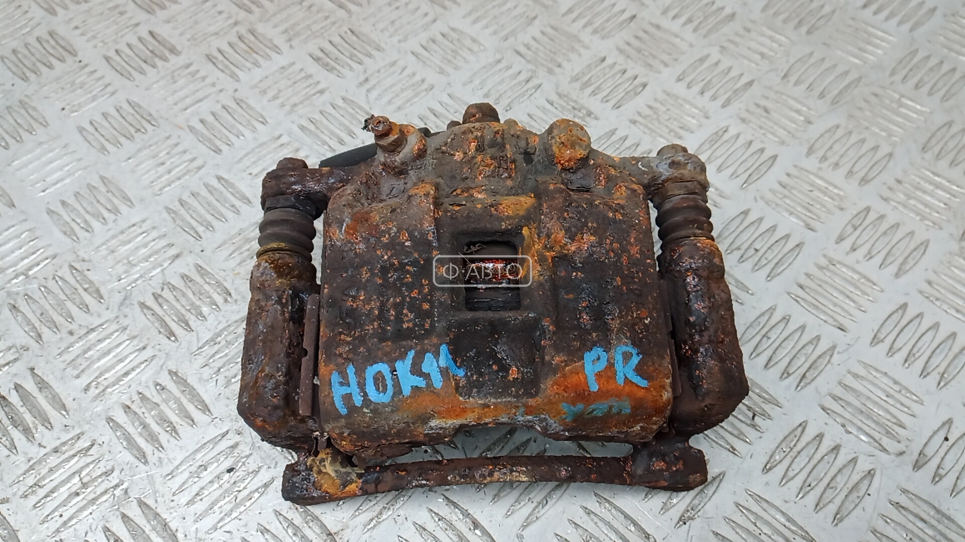 Суппорт тормозной передний правый