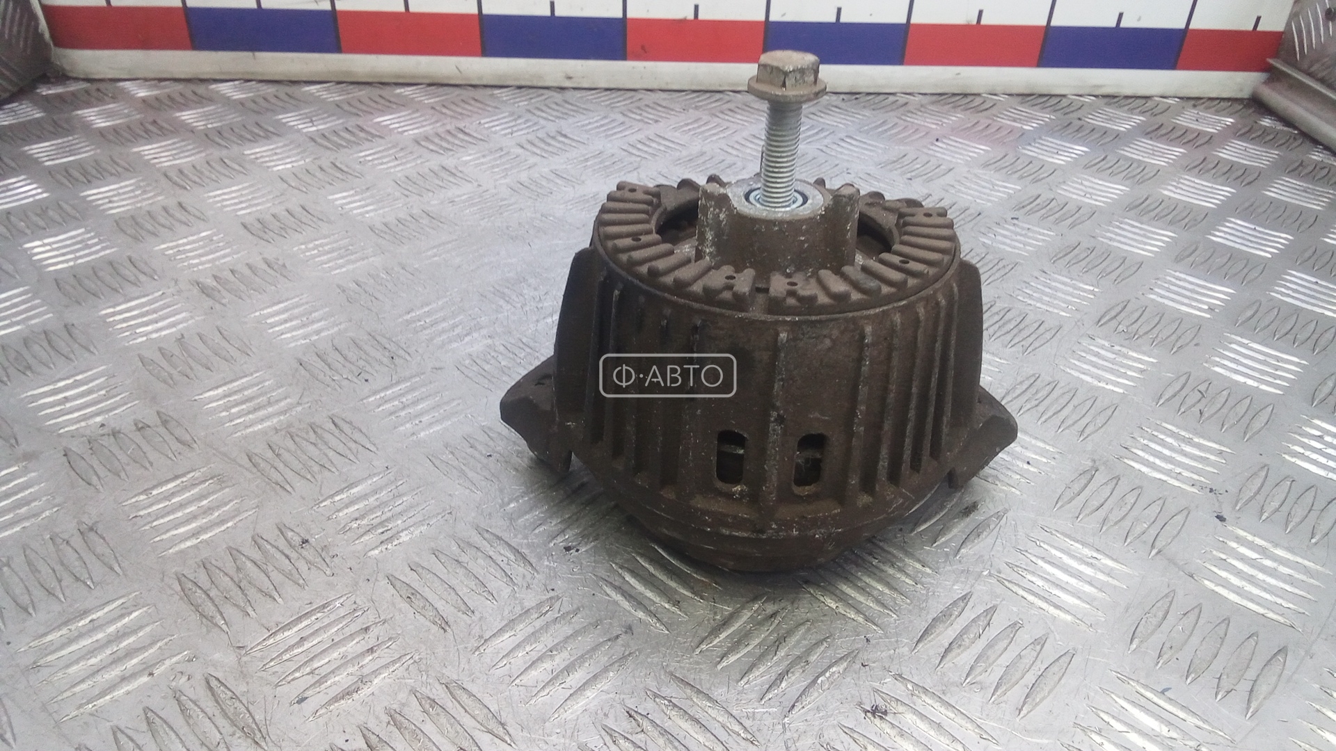 Подушка двигателя дизельная