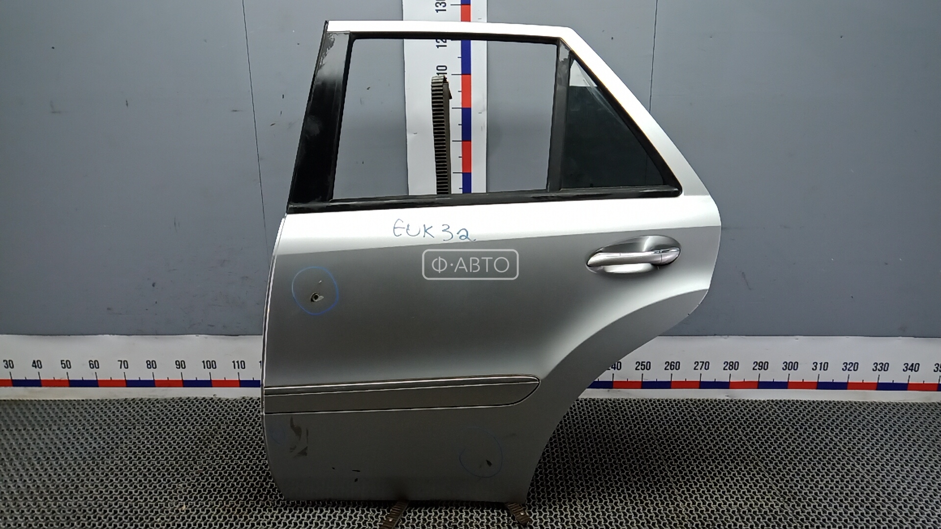 Дверь задняя левая