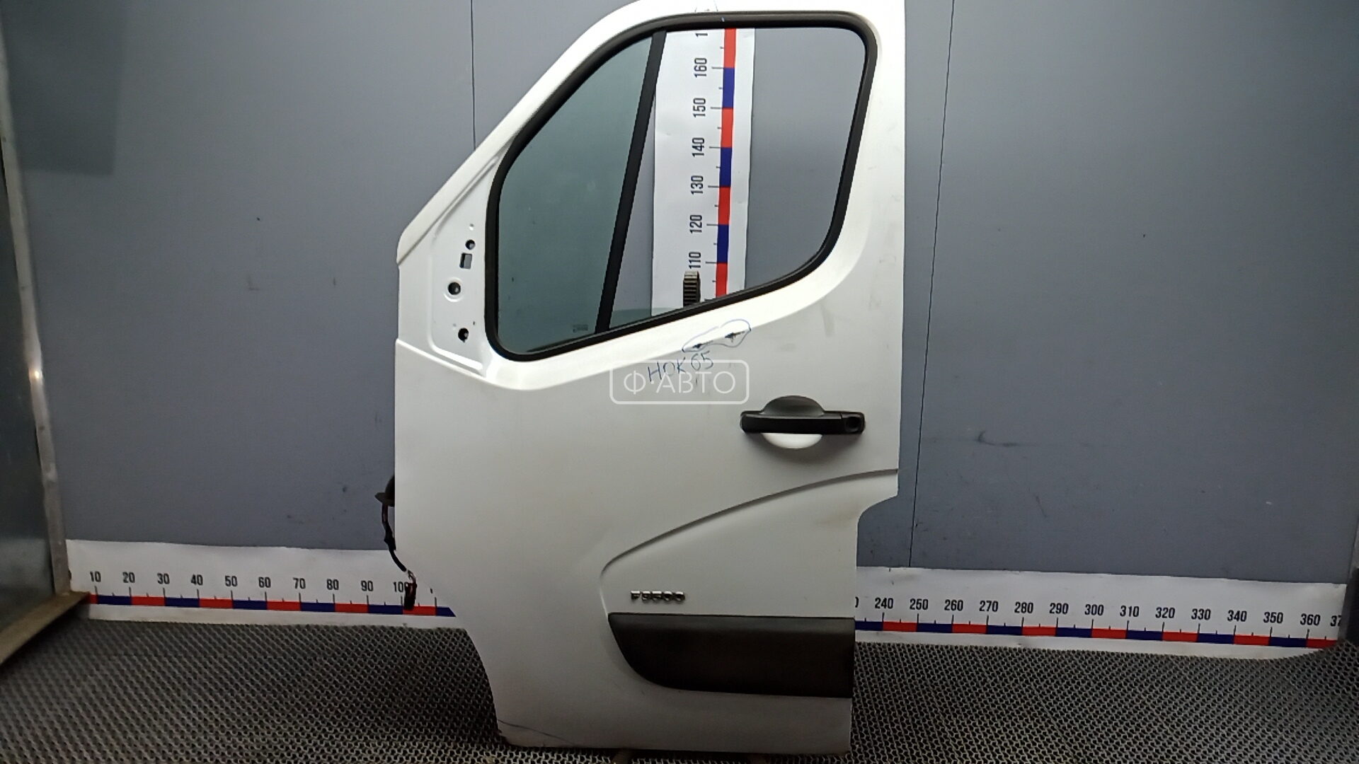 Дверь передняя левая