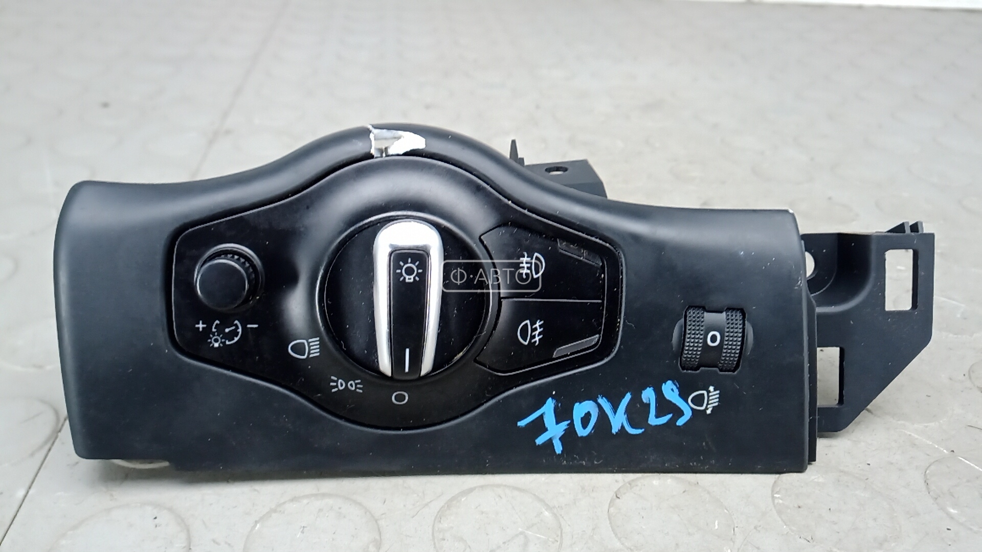 Переключатель света