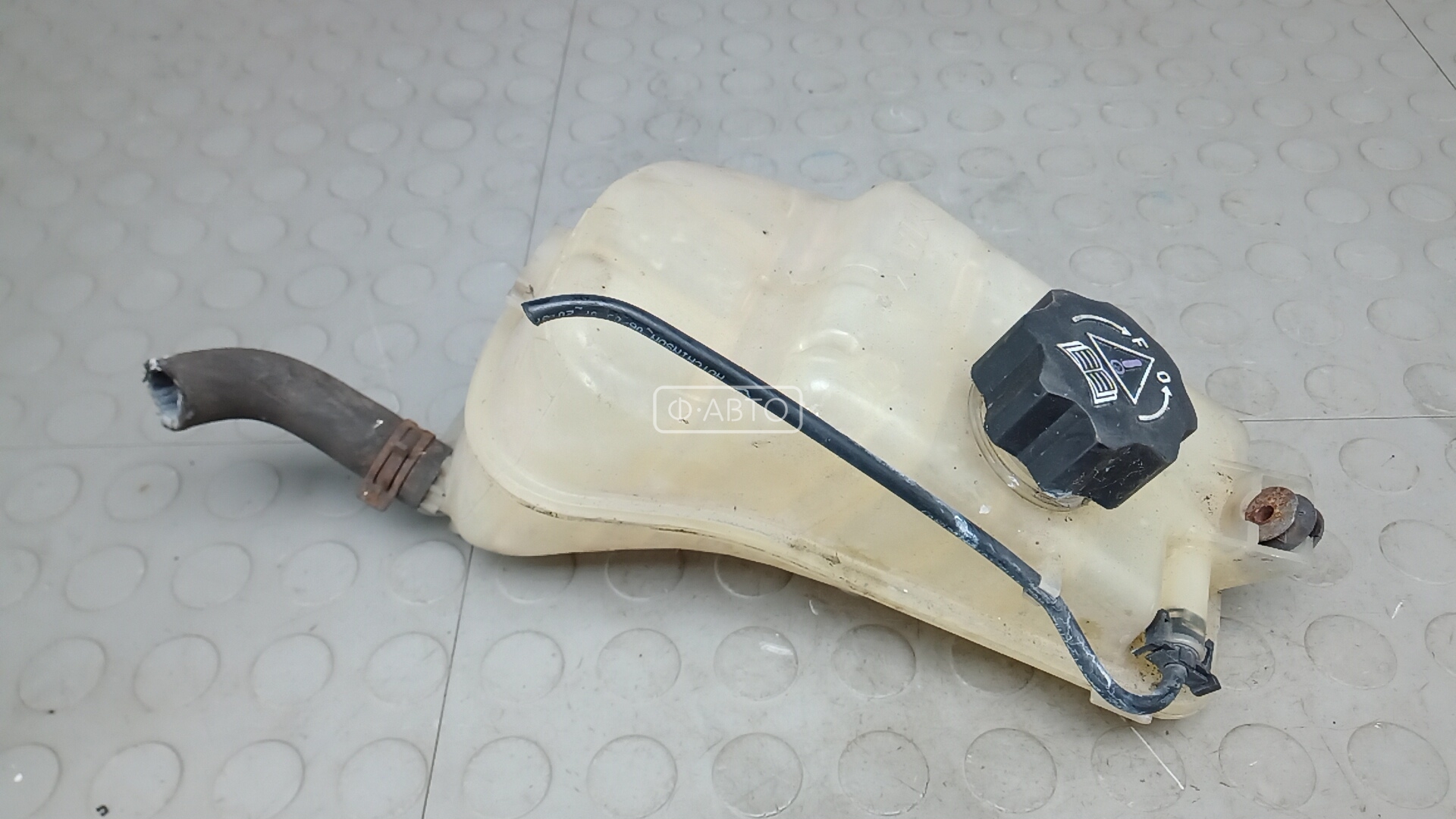 Бачок расширительный