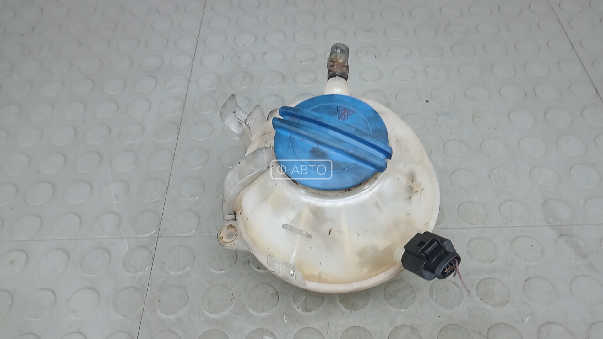 Бачок расширительный