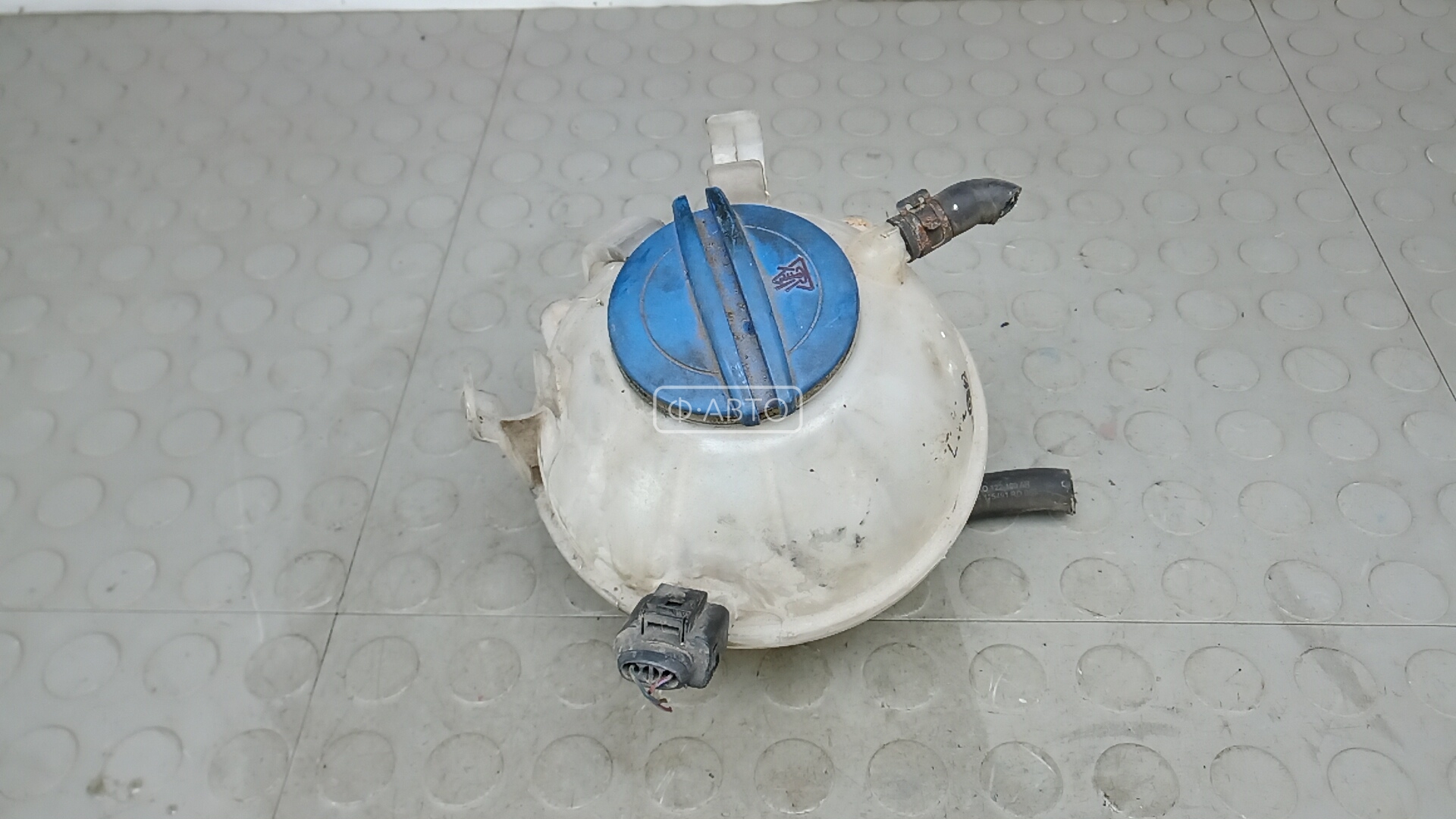 Бачок расширительный