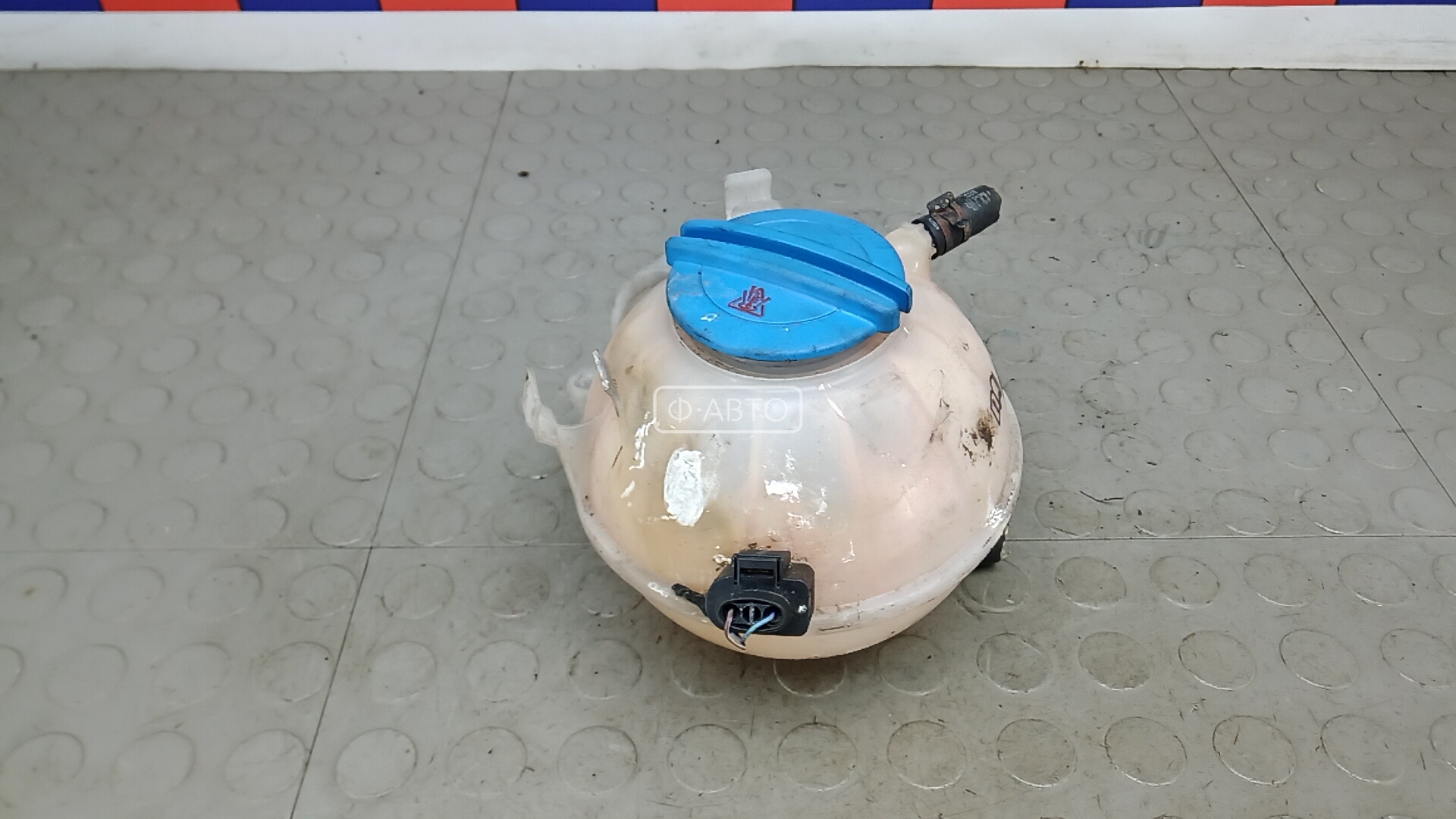 Бачок расширительный