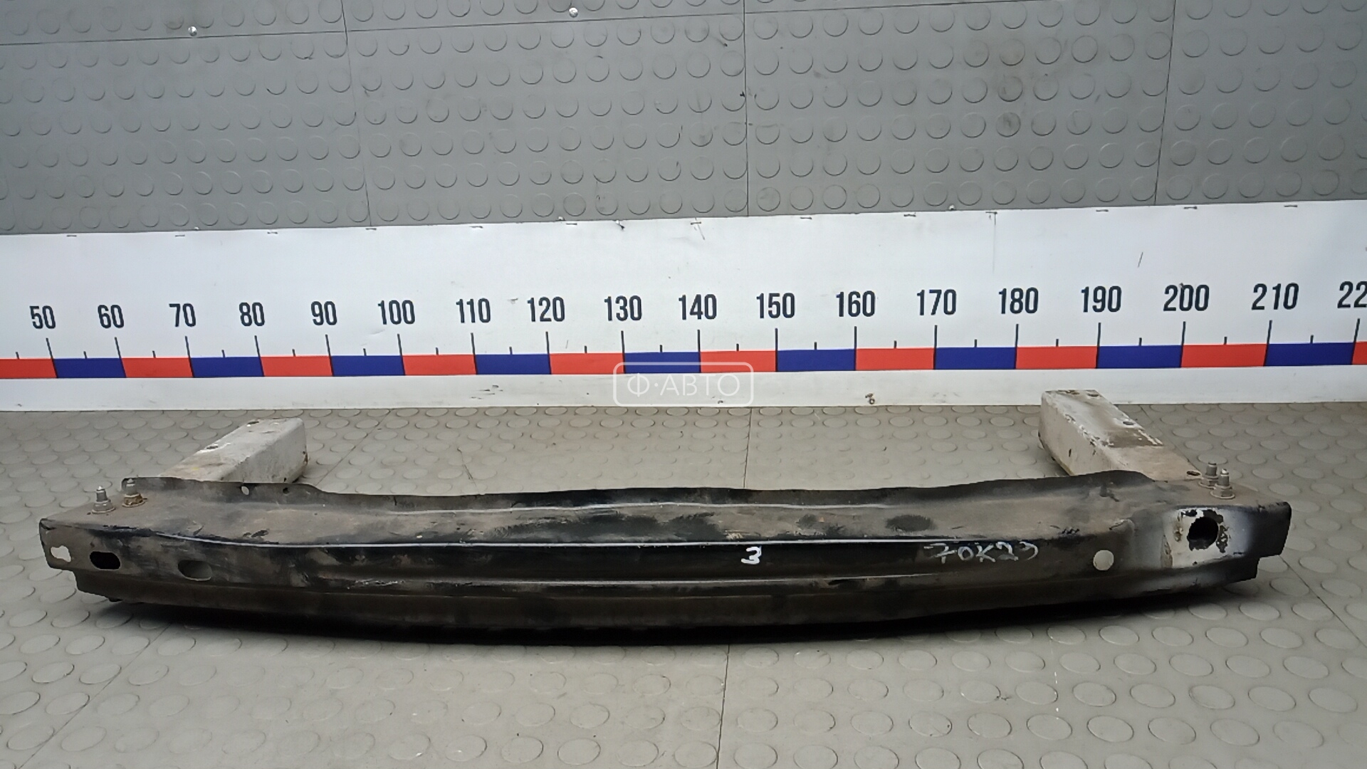 Усилитель бампера задний