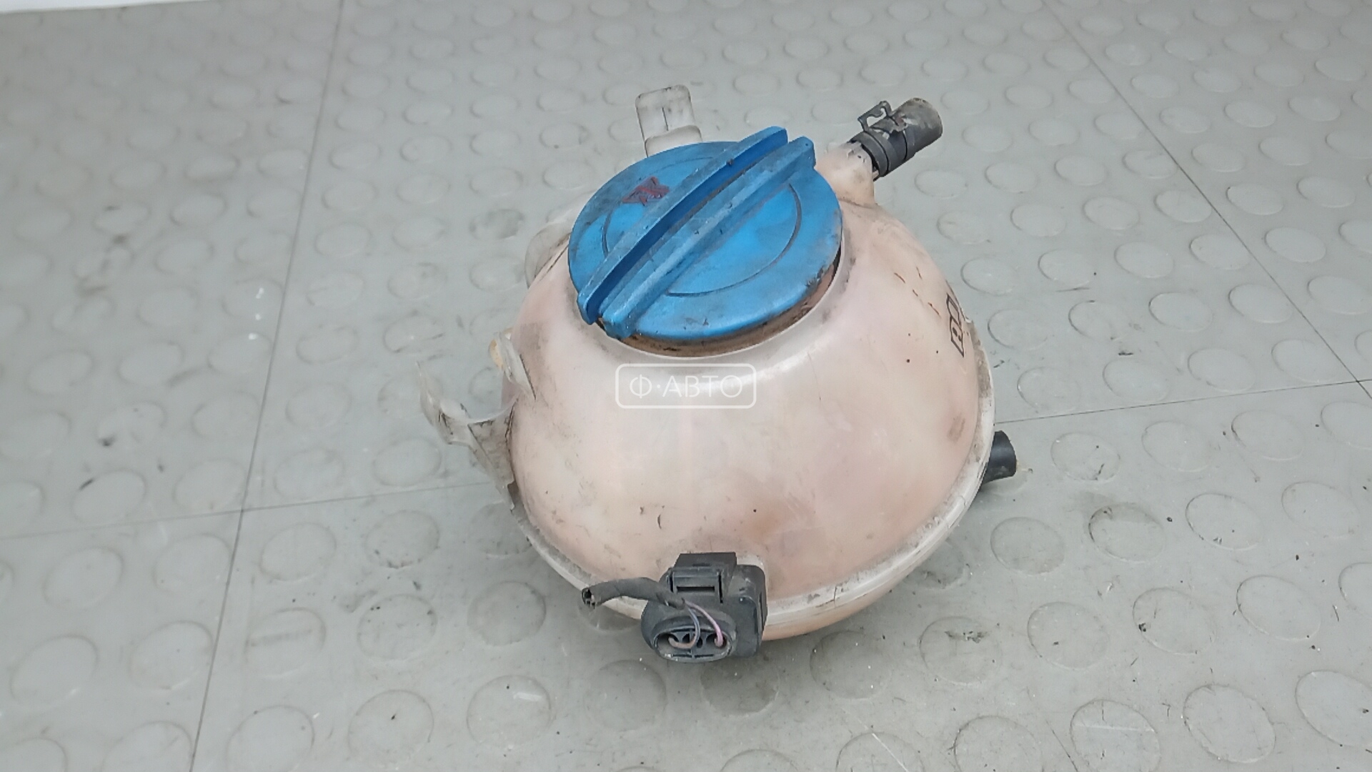 Бачок расширительный