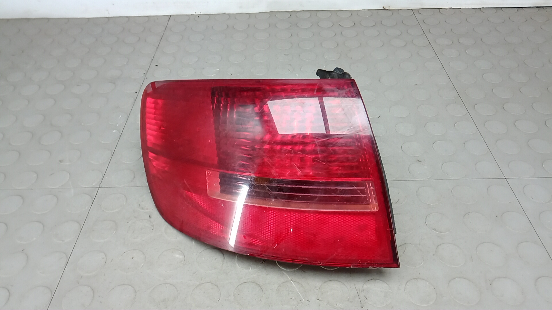 Фонарь задний левый AUDI A6 C6