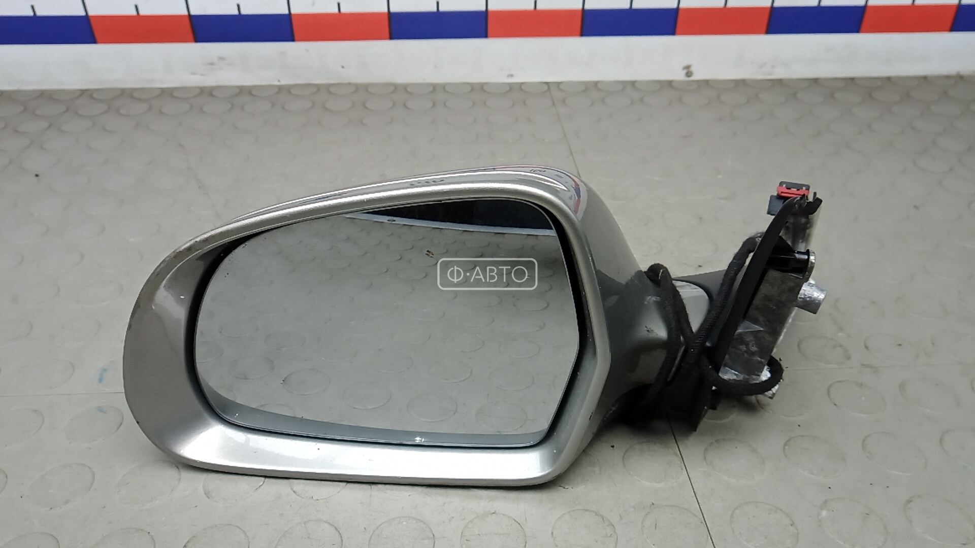 Зеркало наружное левое
