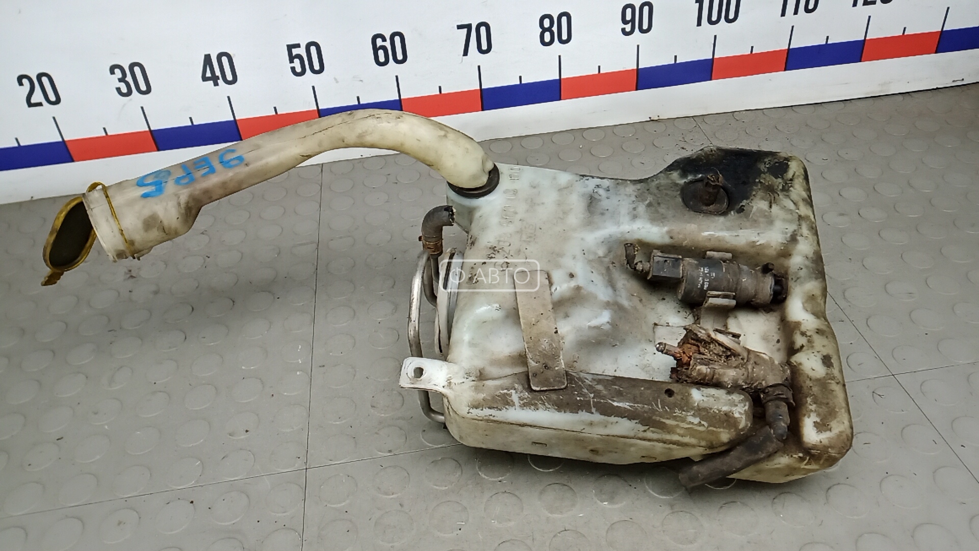 Бачок омывателя