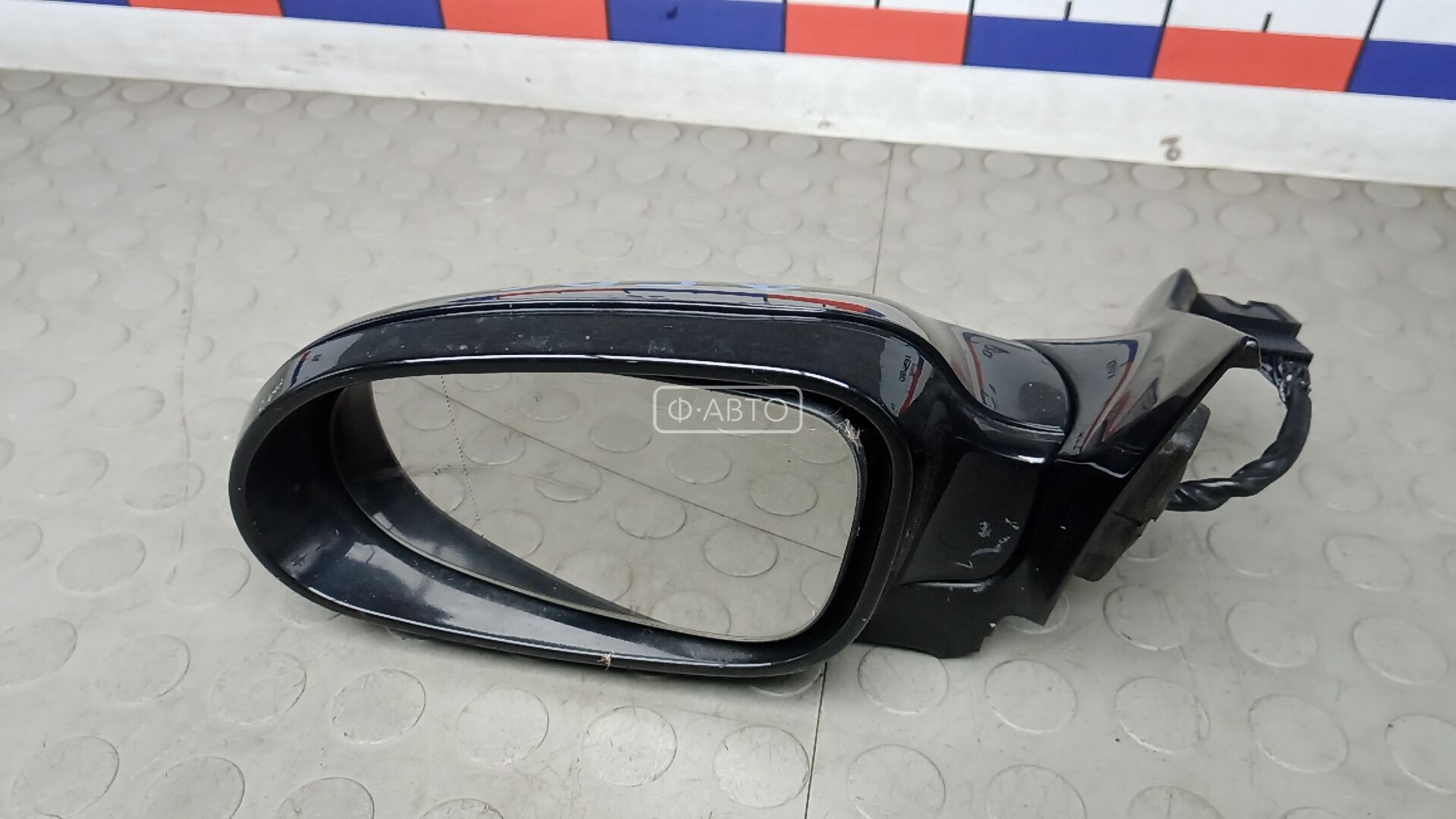 Зеркало наружное левое