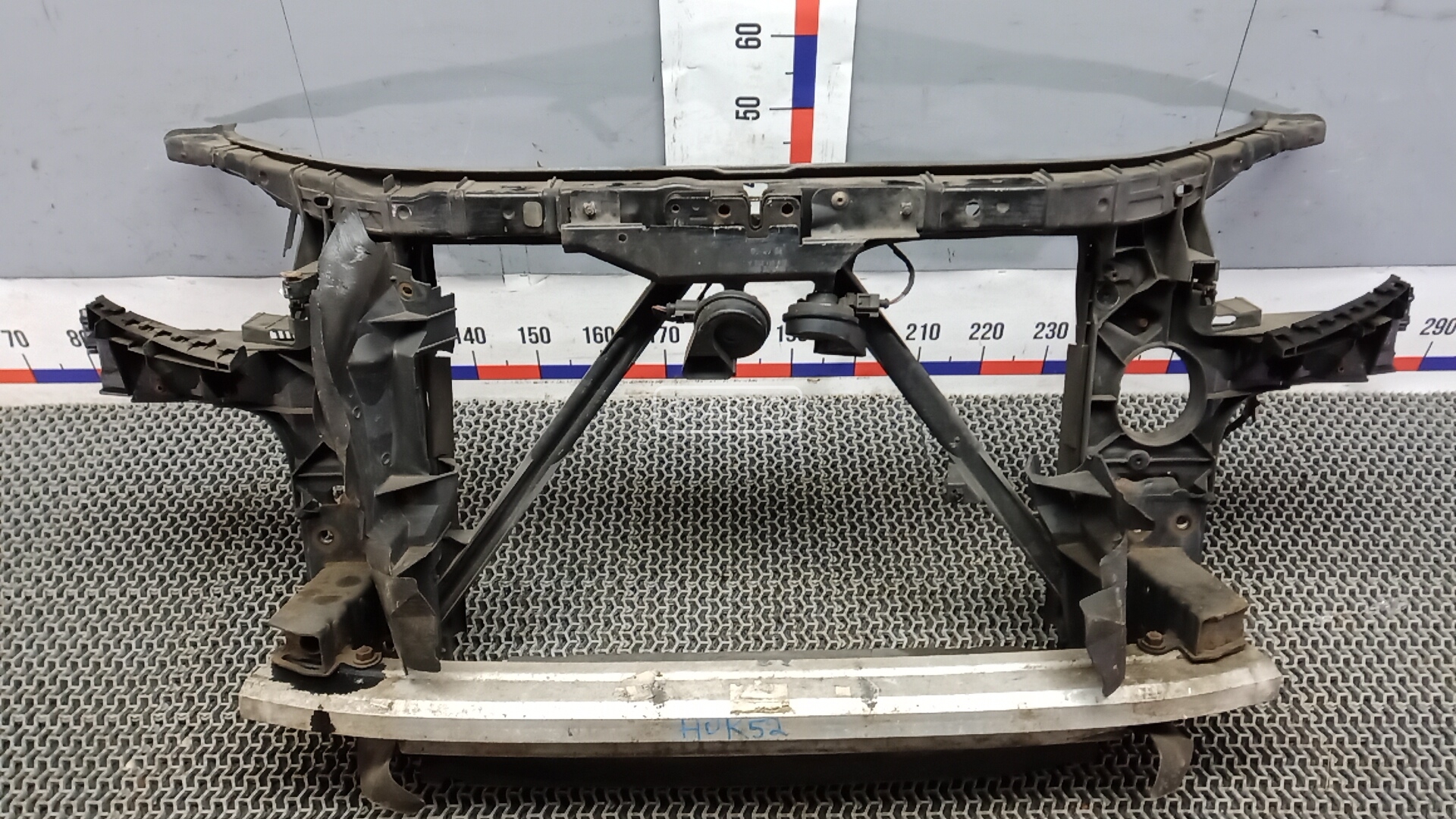 Передняя панель крепления облицовки (телевизор)