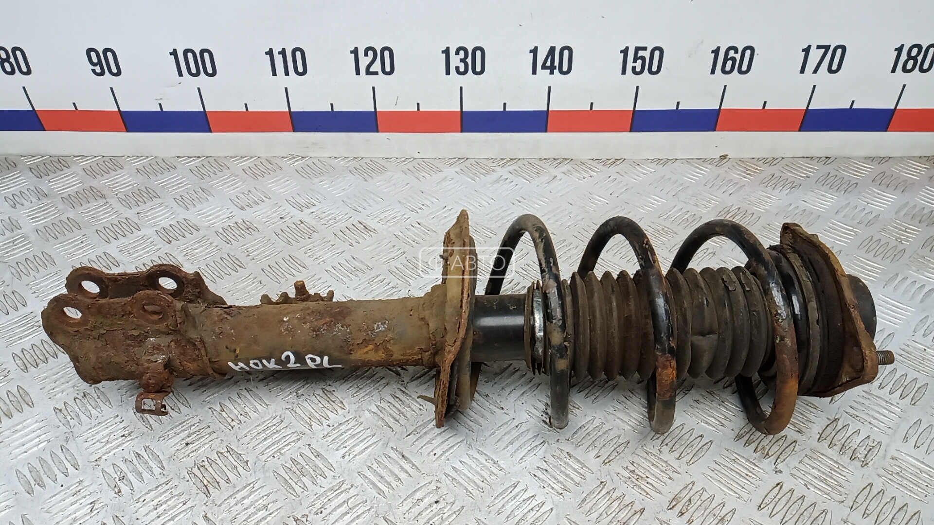 Стойка передняя левая