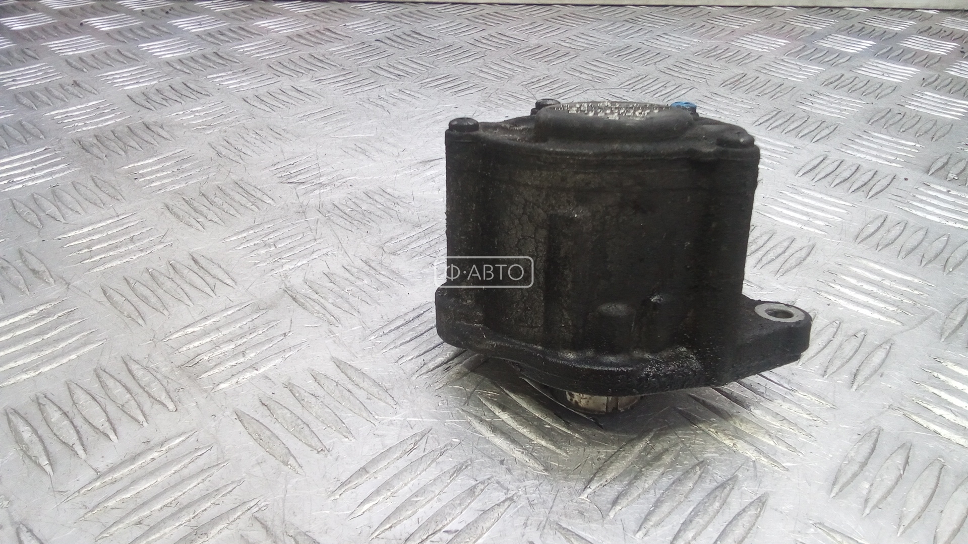 Насос вакуумный