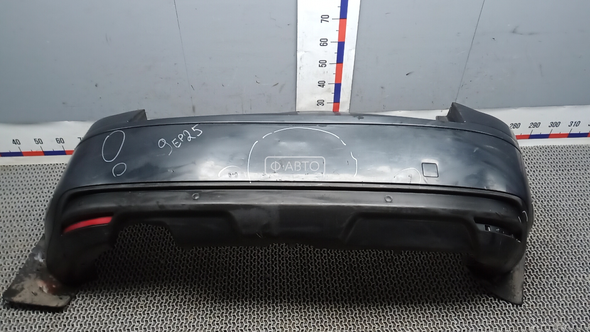 Бампер задний