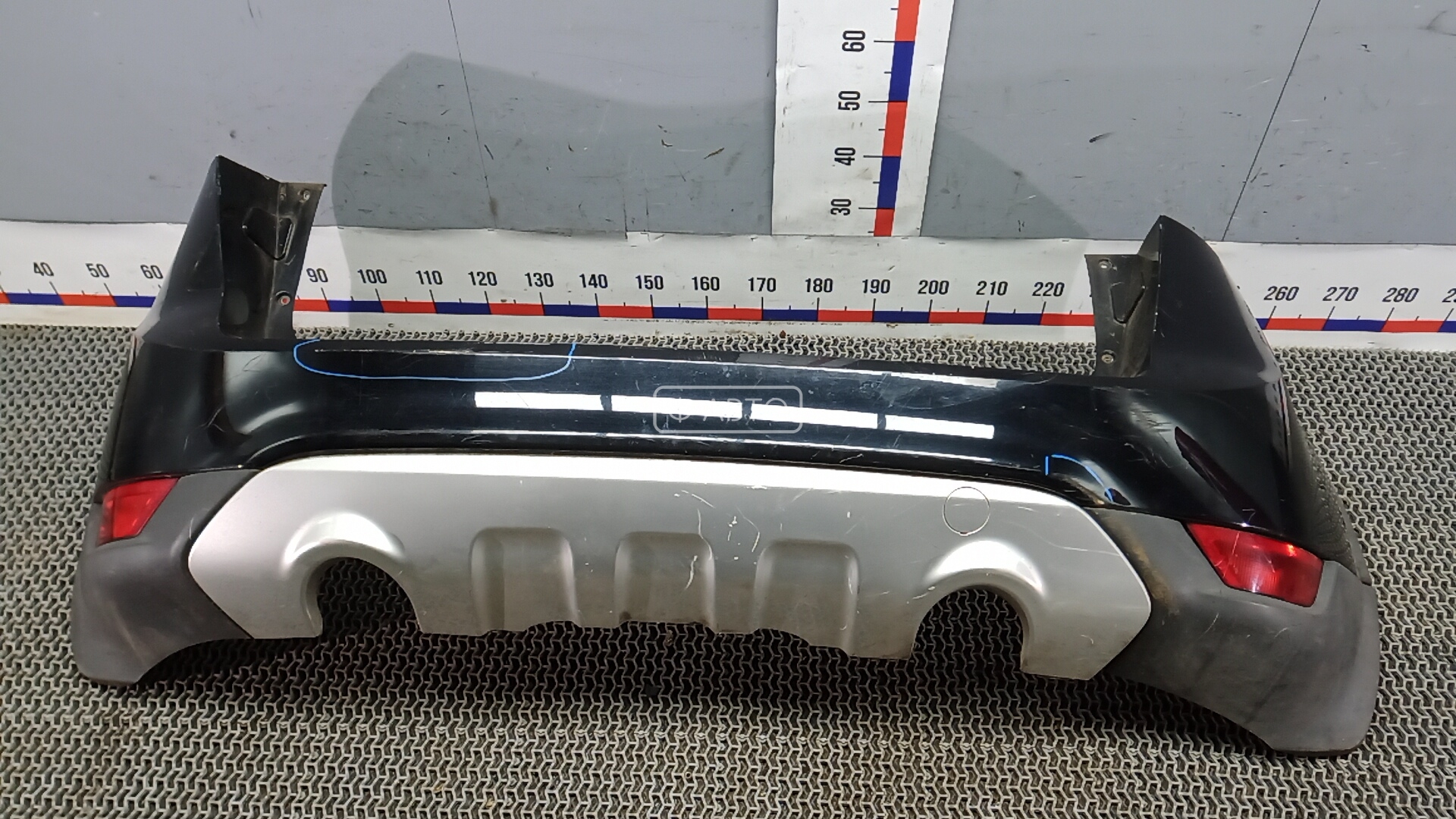 Бампер задний