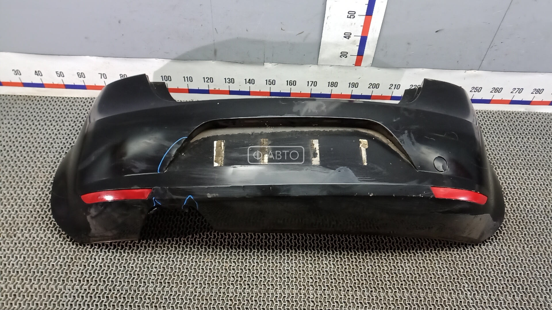 Бампер задний