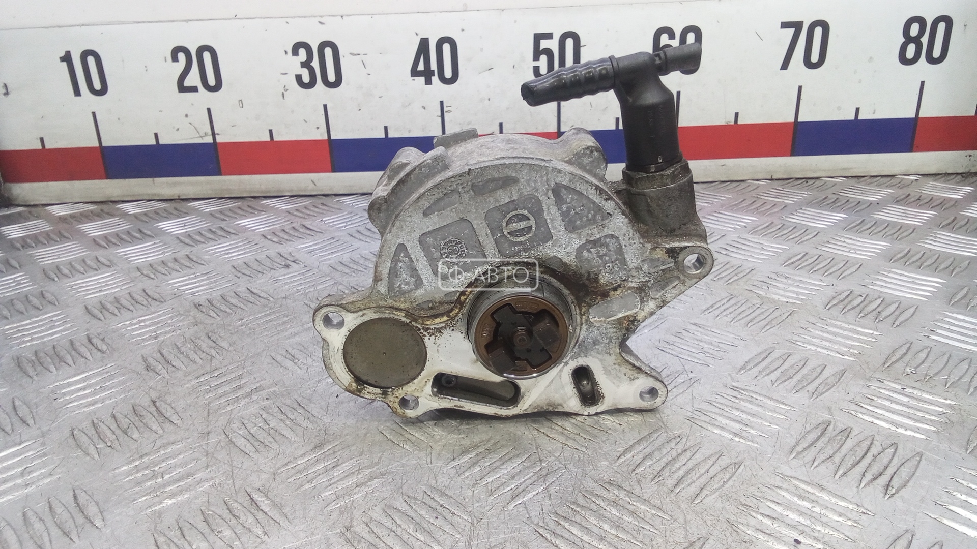 Насос вакуумный