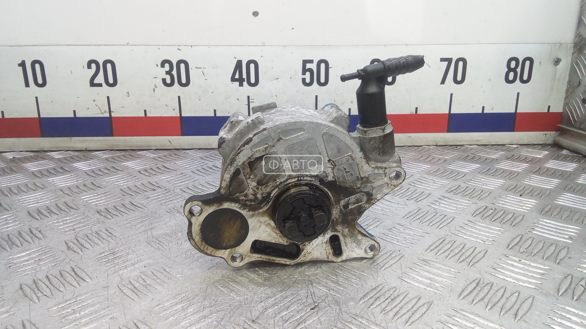 Насос вакуумный