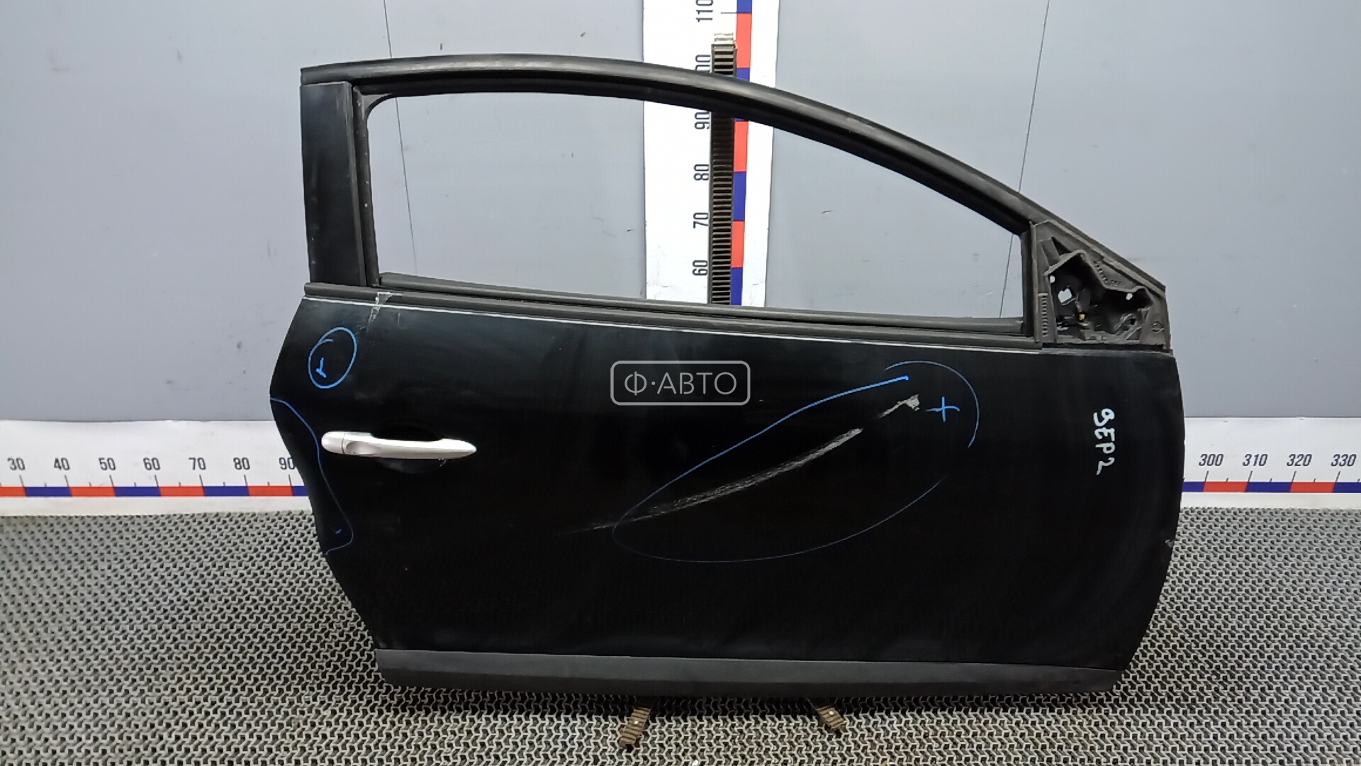 Дверь передняя правая