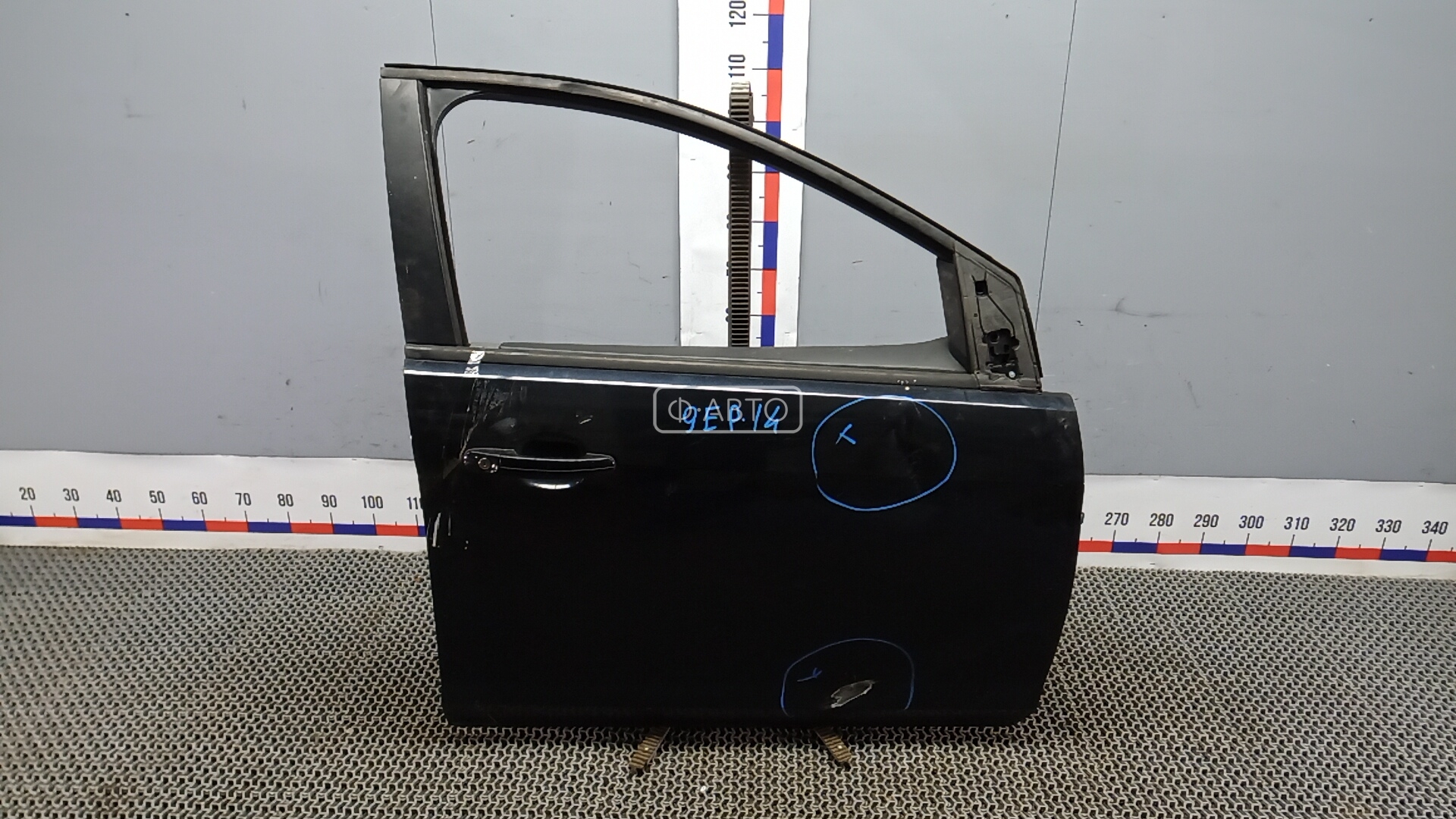 Дверь передняя правая