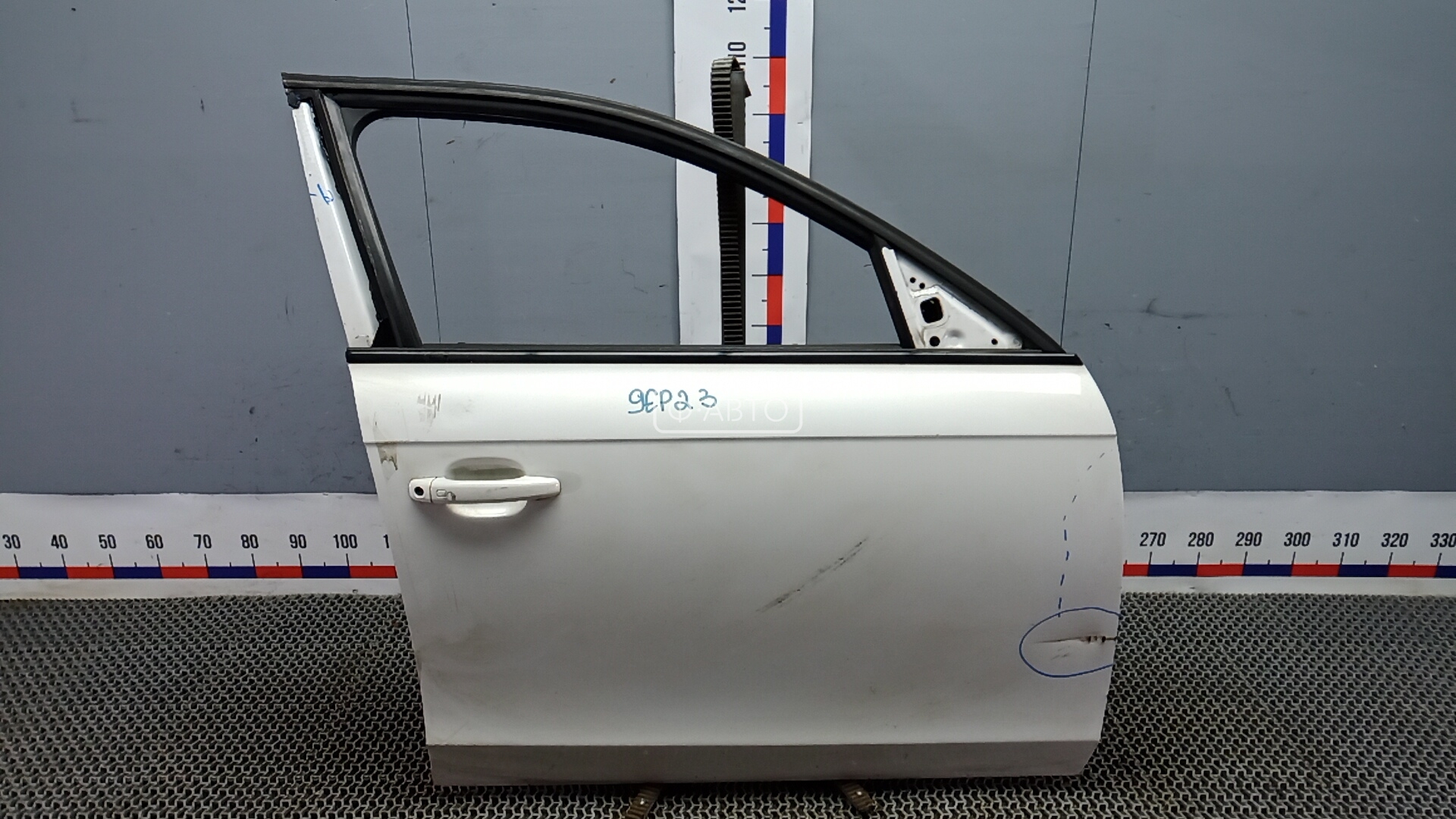 Дверь передняя правая