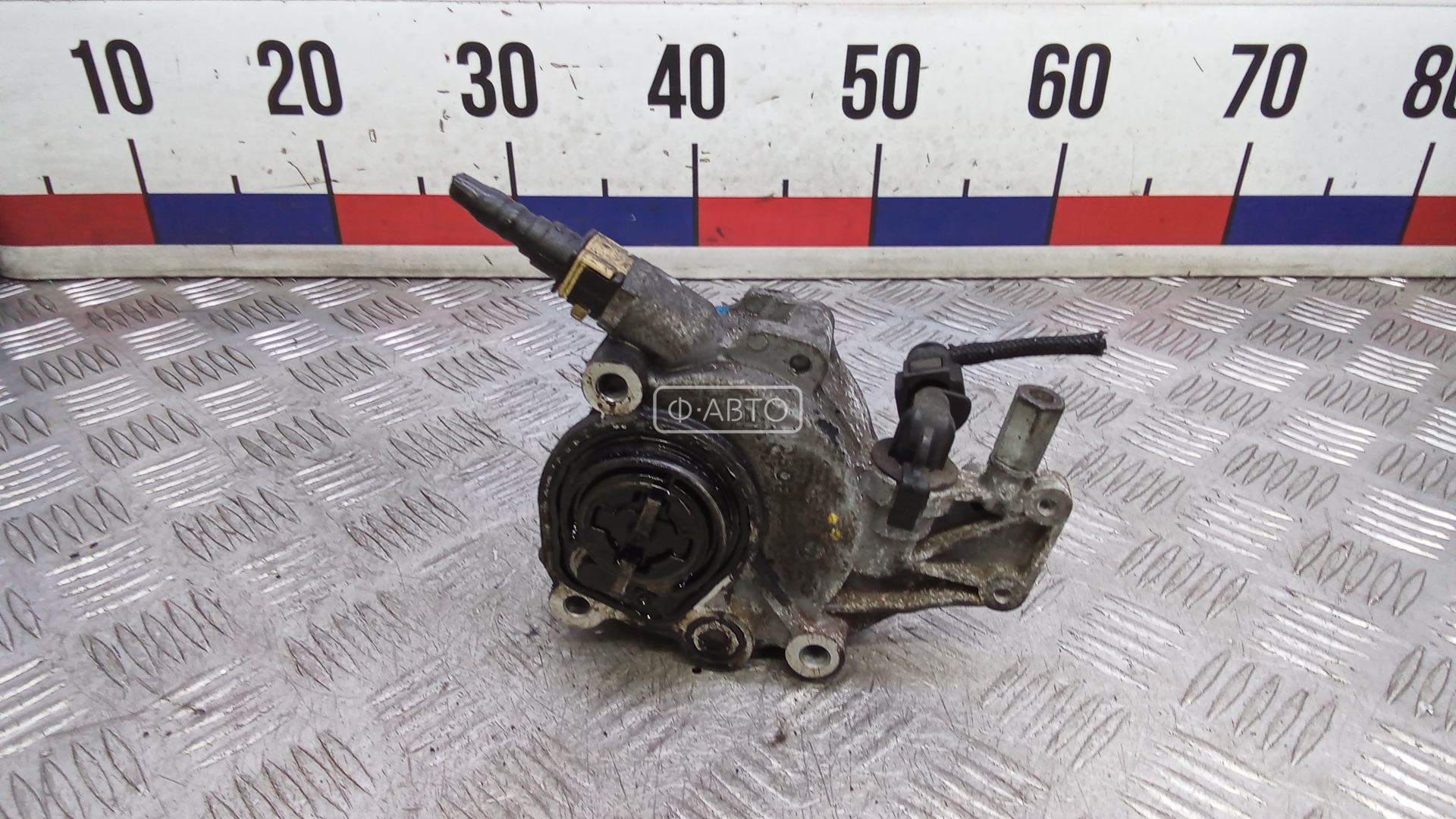 Насос вакуумный