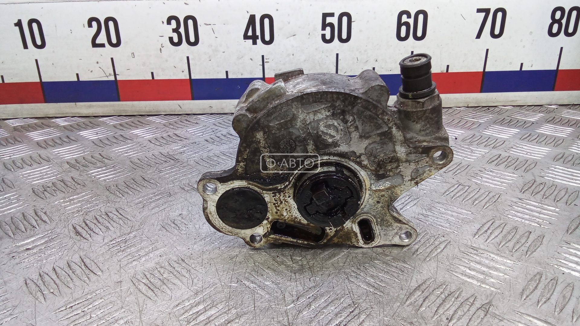 Насос вакуумный