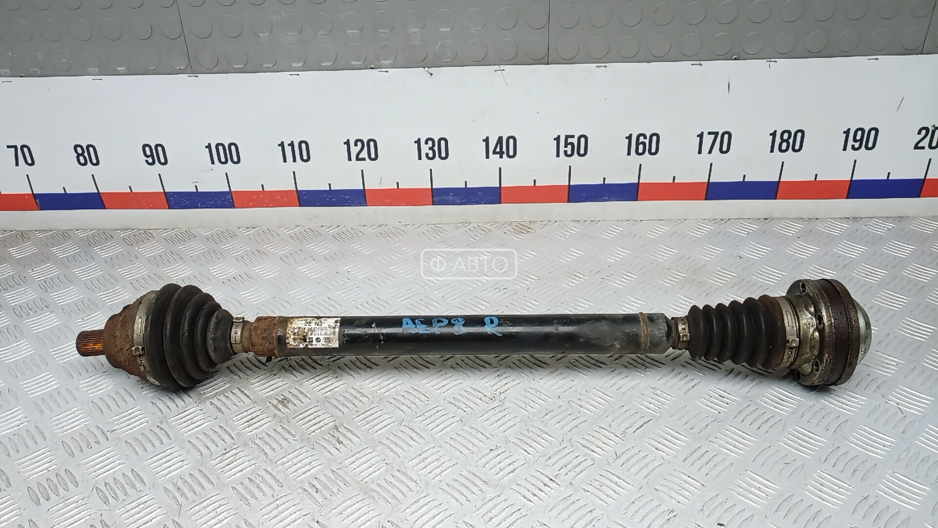 Привод передний правый