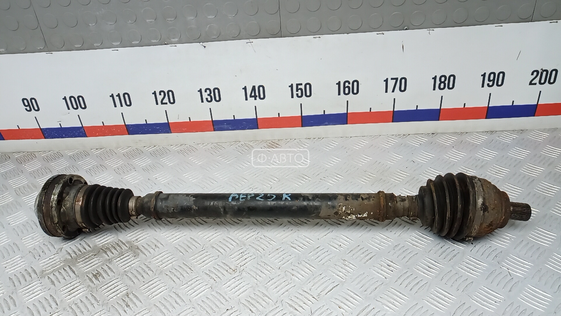 Привод передний правый