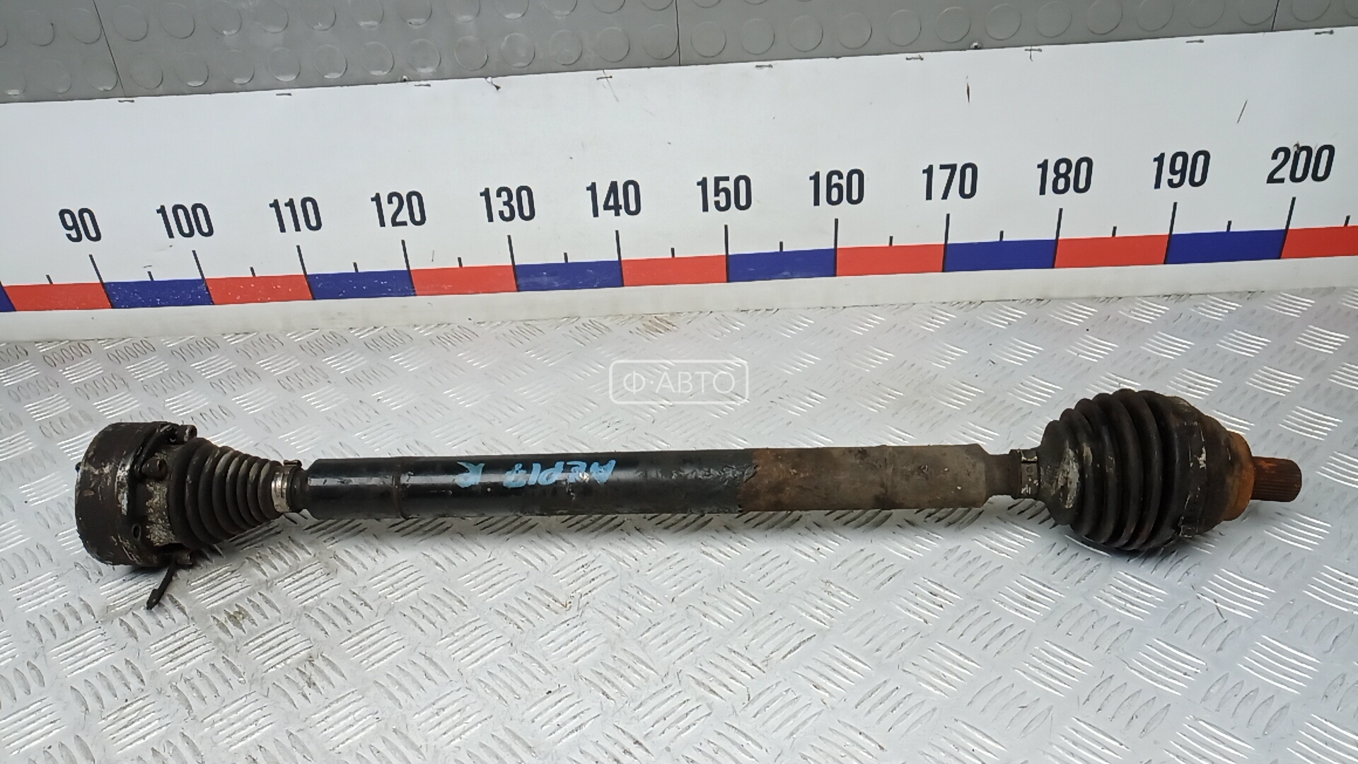 Привод передний правый