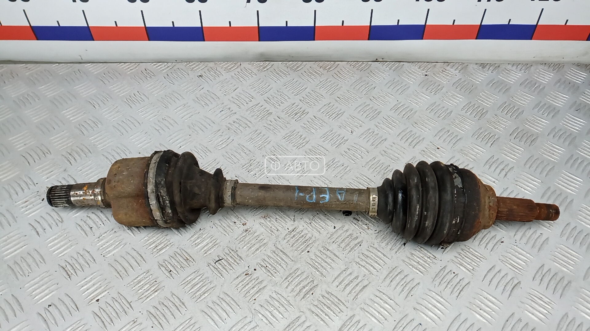 Привод передний левый