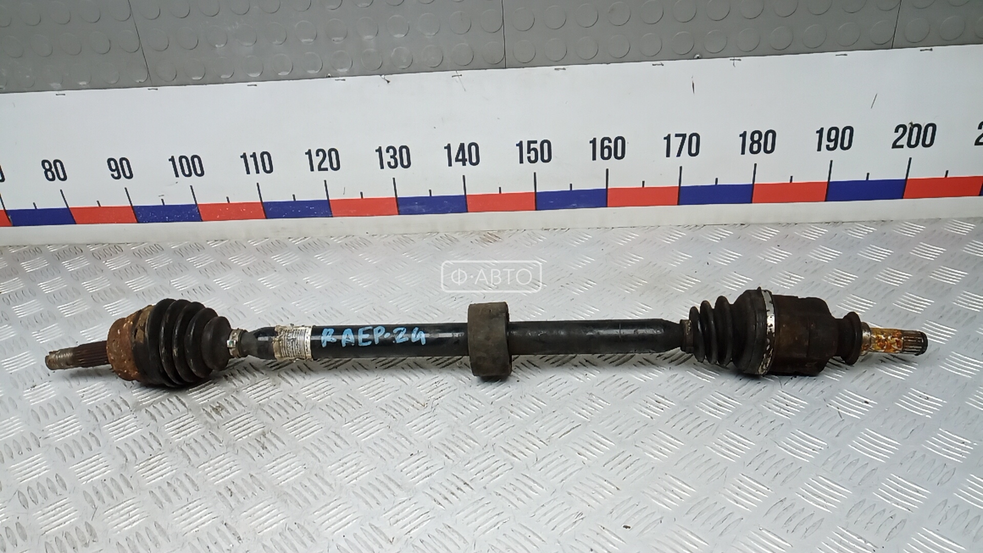 Привод передний правый