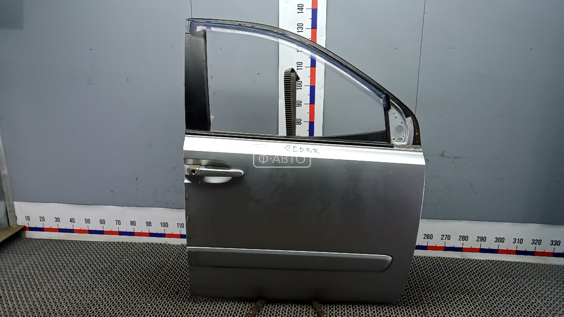 Дверь передняя правая