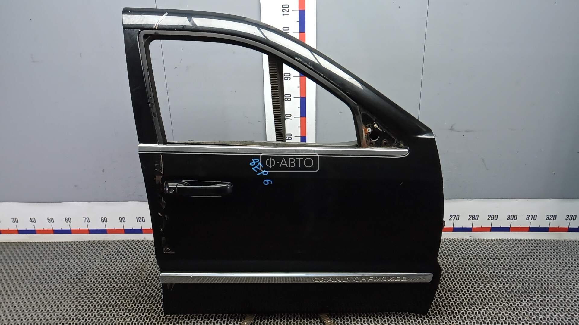 Дверь передняя правая