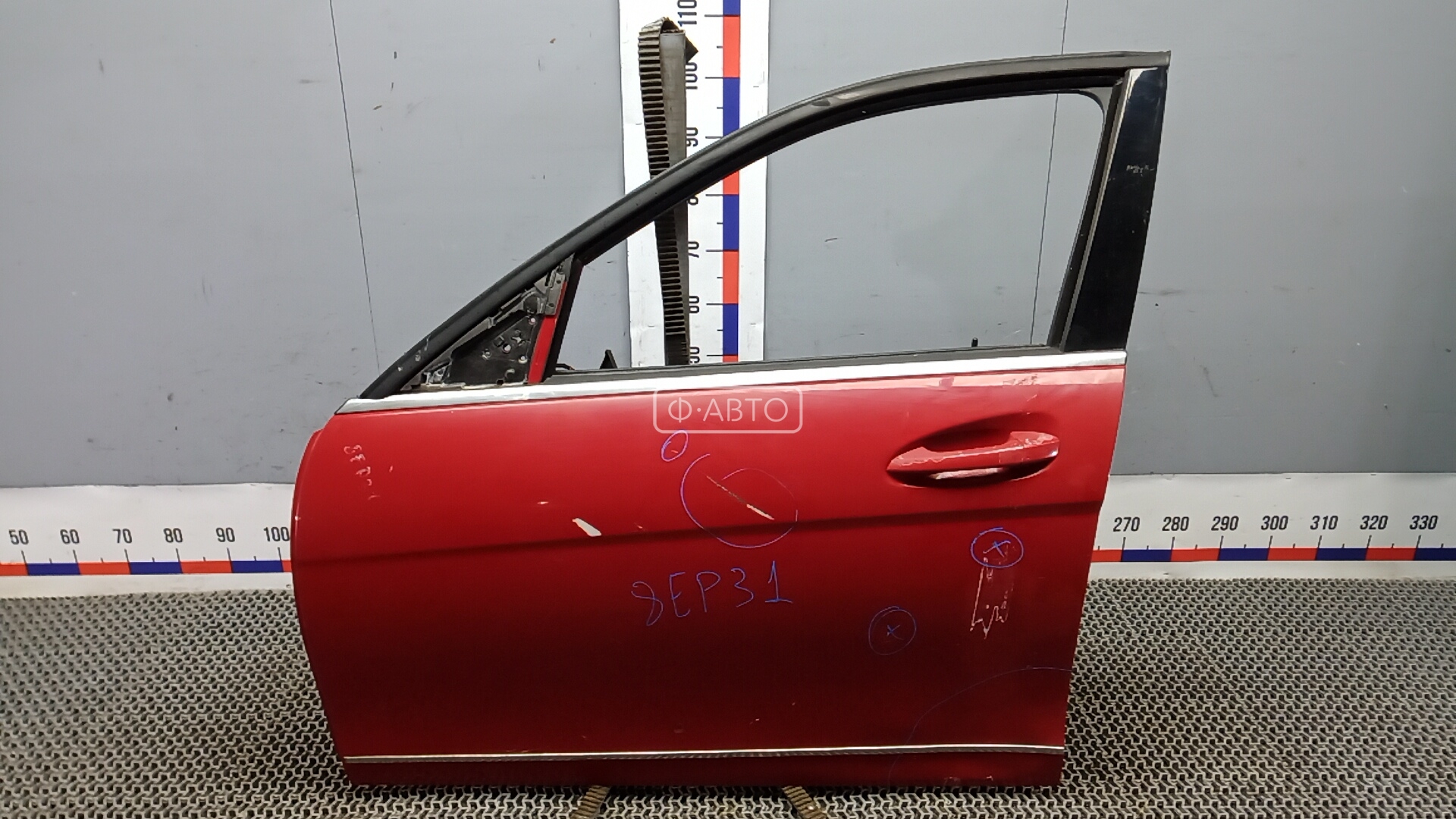 Дверь передняя левая