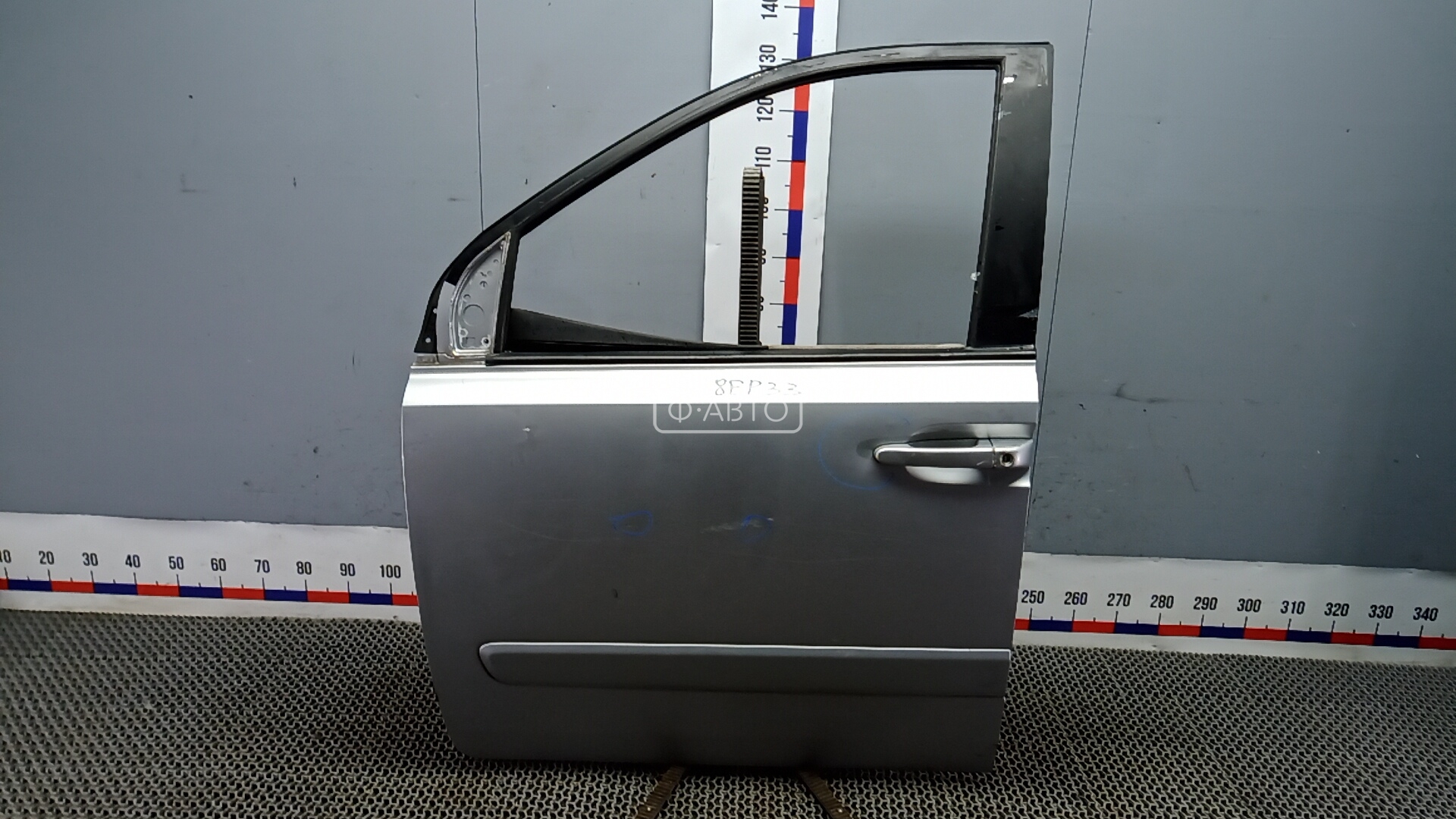 Дверь передняя левая