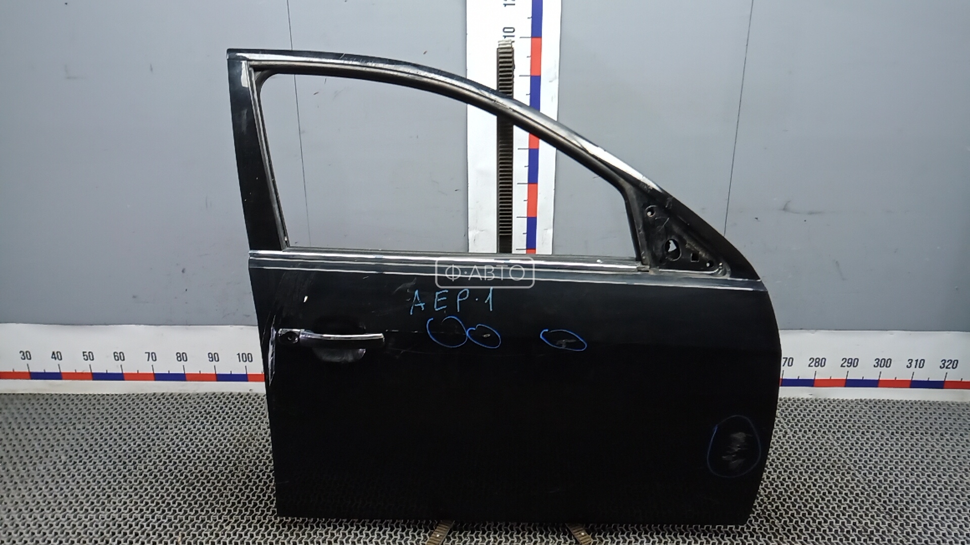 Дверь передняя правая