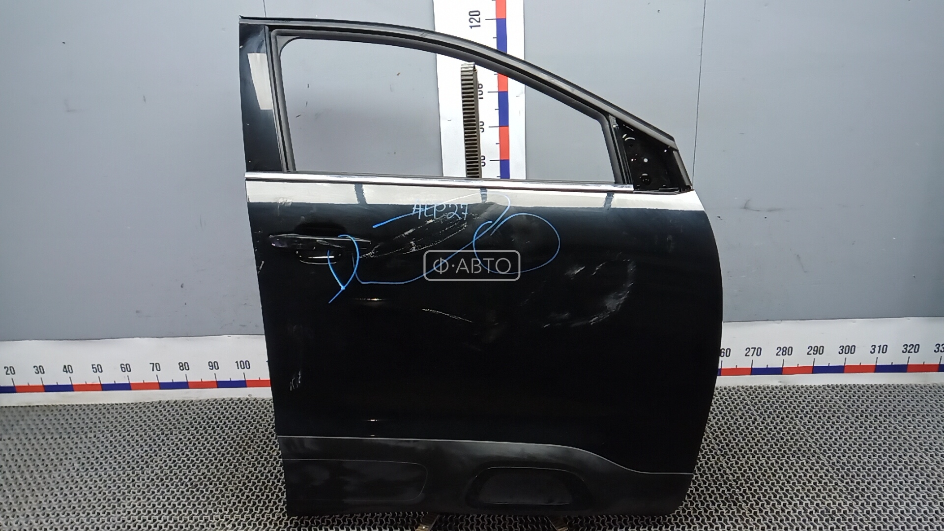 Дверь передняя правая