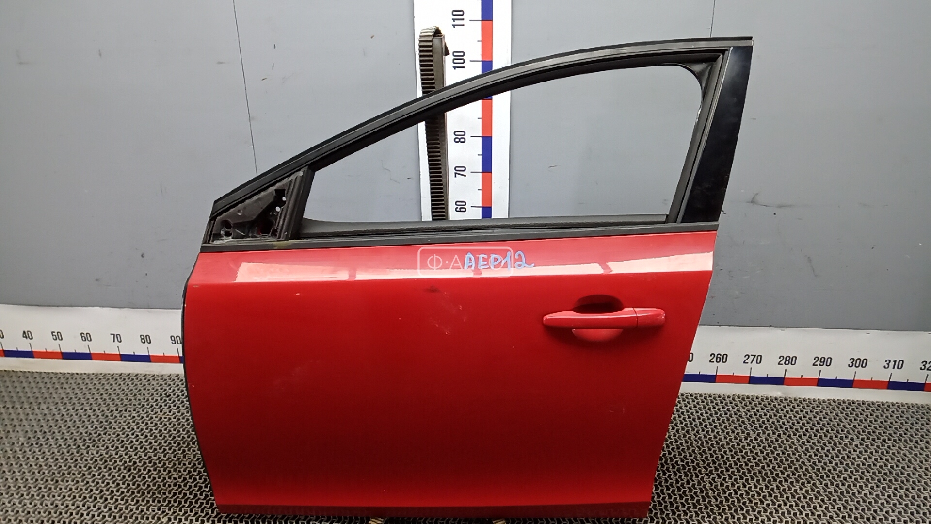 Дверь передняя левая