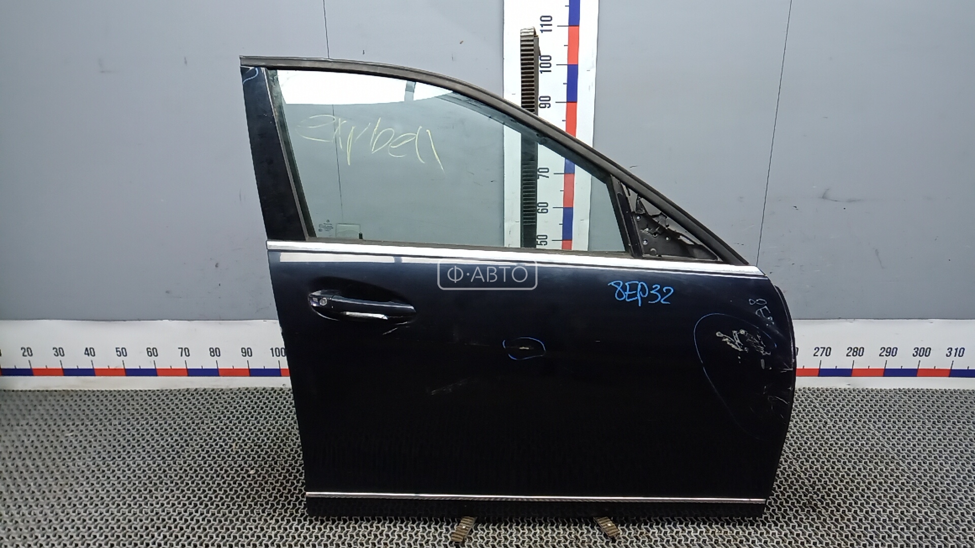 Дверь передняя правая